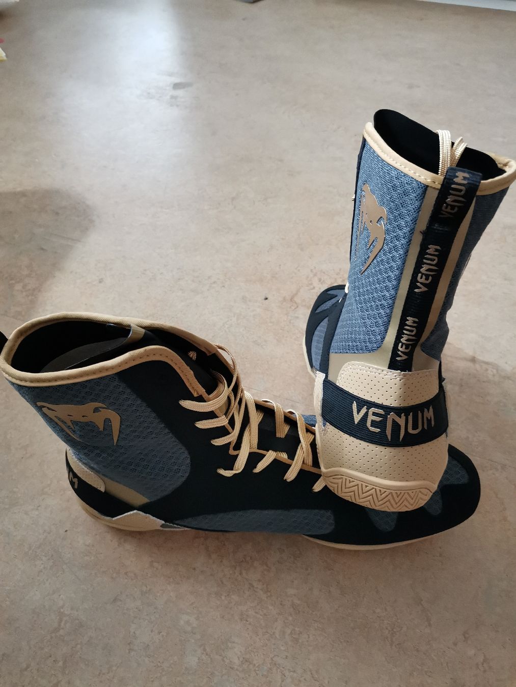 Scarpe da uomo: Boxschuhe Venum Gr. 48 – Nuovo e nell'imballaggio originale da Winterthur venduto da Chinaza 1