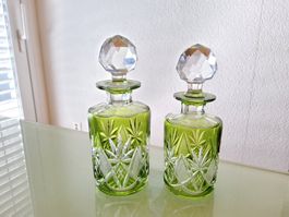 Duo d'anciens flacons à parfum en cristal