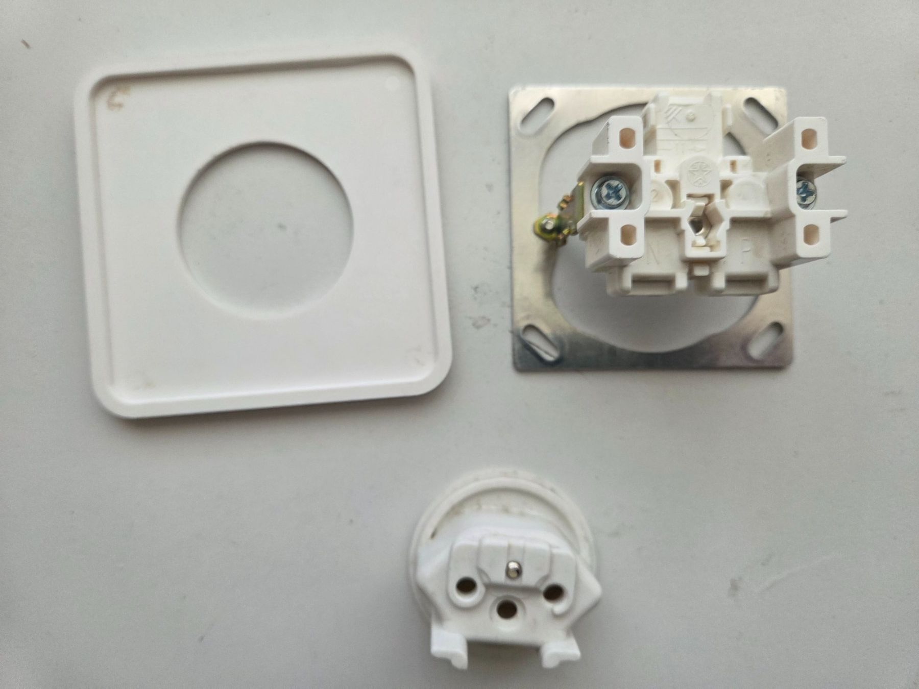 Feller Stecker: T13 Steckdose UP Typ 13 Feller – Gebraucht aus Zürich von Alibaba1234 2