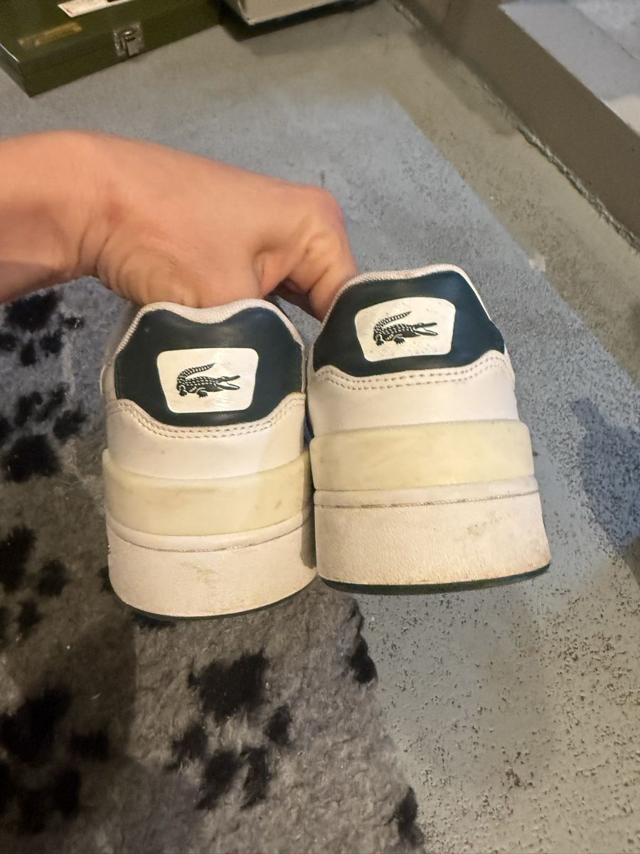 Lacoste Scarpe da uomo: Lacoste weisse Turnschuhe Gr 39 – Usato da Winterthur venduto da Mhaselnuessli 4