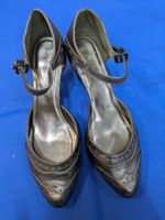 Pumps/Sandaletten bronzefarbig Gr. 39