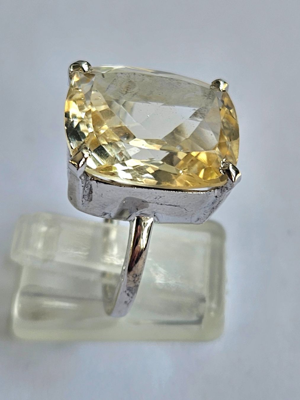 Ringe: Ring mit grossem gelbem Citrin Solitaire 58 – Neu (gemäss Beschreibung) aus Zürich von ben_mn5h 1