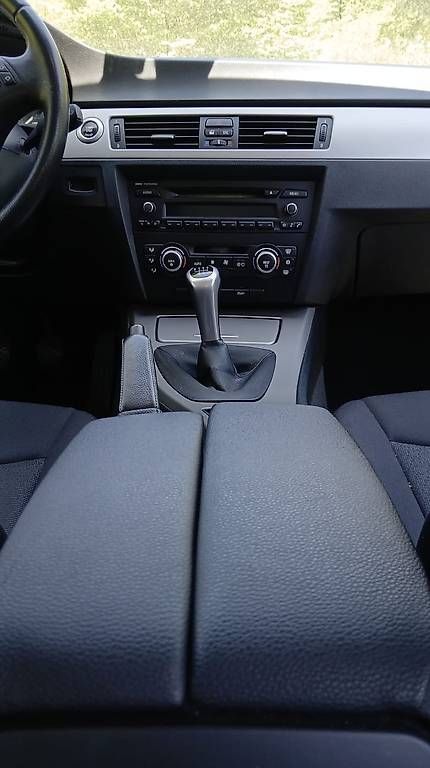 Automobili: BMW 318i Touring, Benzin, 2008 – Usato da Wald ZH venduto da omv_68xj 1