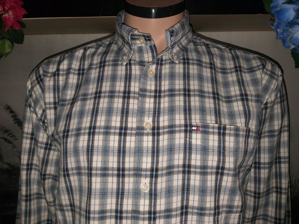 Tommy Hilfiger Camicie: Chemise / Hemd TOMMY HILFIGER    Taille / Grosse L ..... – Usato da Cossonay-ville venduto da Super-Price-Quality 1