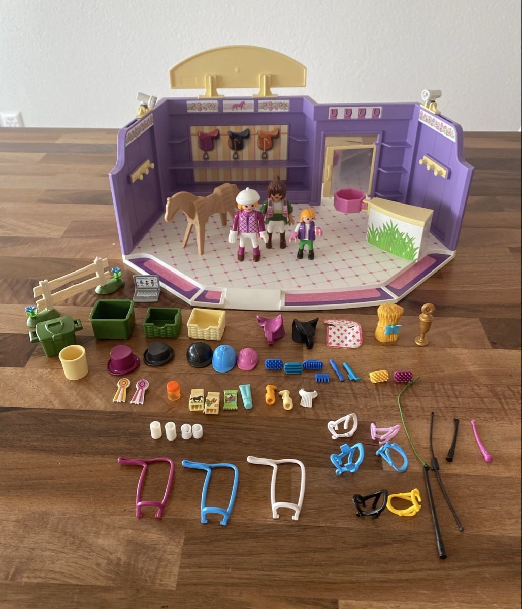Playmobil Giocattoli: Playmobil Reitsportgeschäft – Usato da Nottwil venduto da Antago