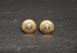 Ohrstecker granuliert Gold 916 (22K) mit Brillanten, Unikat