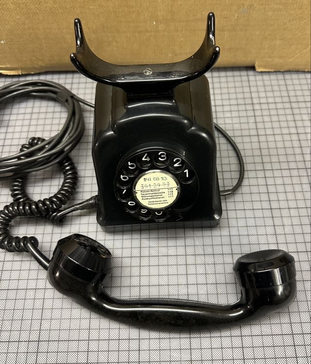 Vintage schwarzes Scheibentelefon PTT Schweiz 50er Jahre 2