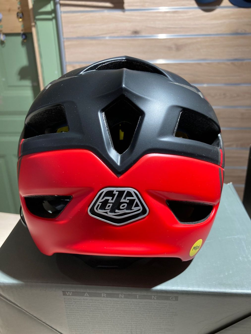 Helme: Troy Lee A1 Mips Helm Classic Black/Red, X-Small – Neu (gemäss Beschreibung) aus Lauterbrunnen von Imboden-Bike 2