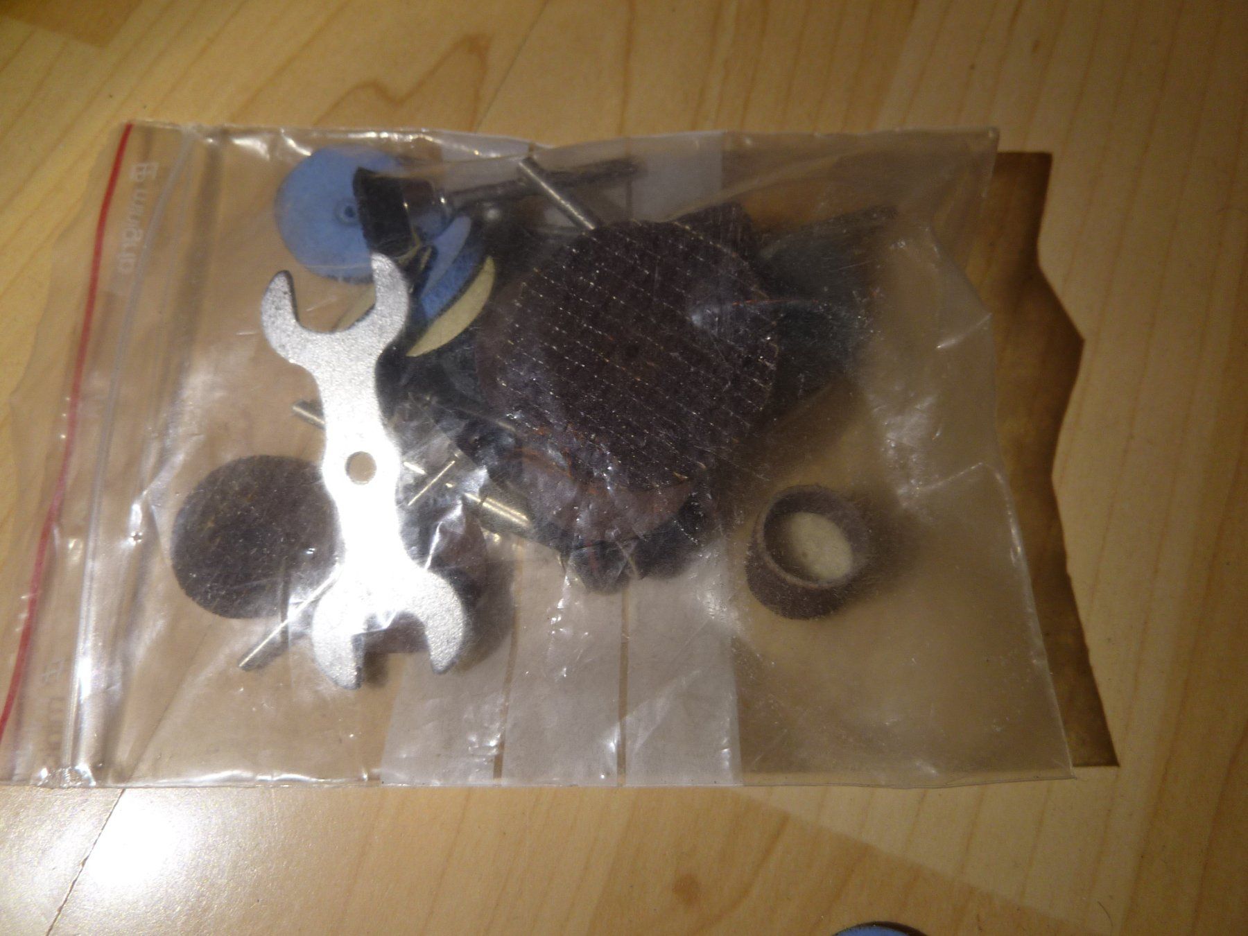 Dremel Alle Werkzeuge: Dremel MULTI Multifunktionswerkzeug Set Funktioniert – Gebraucht aus Hochfelden von swissice 2