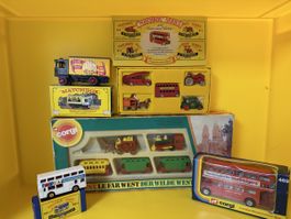 Lots miniatures Corgi Matchbox autobus et trains, bon état