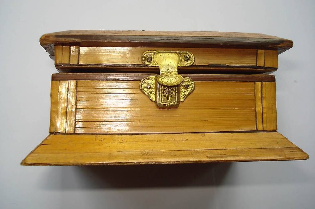 Barattoli: Boite ancienne – Usato da St-Barthélemy VD venduto da meal83 1