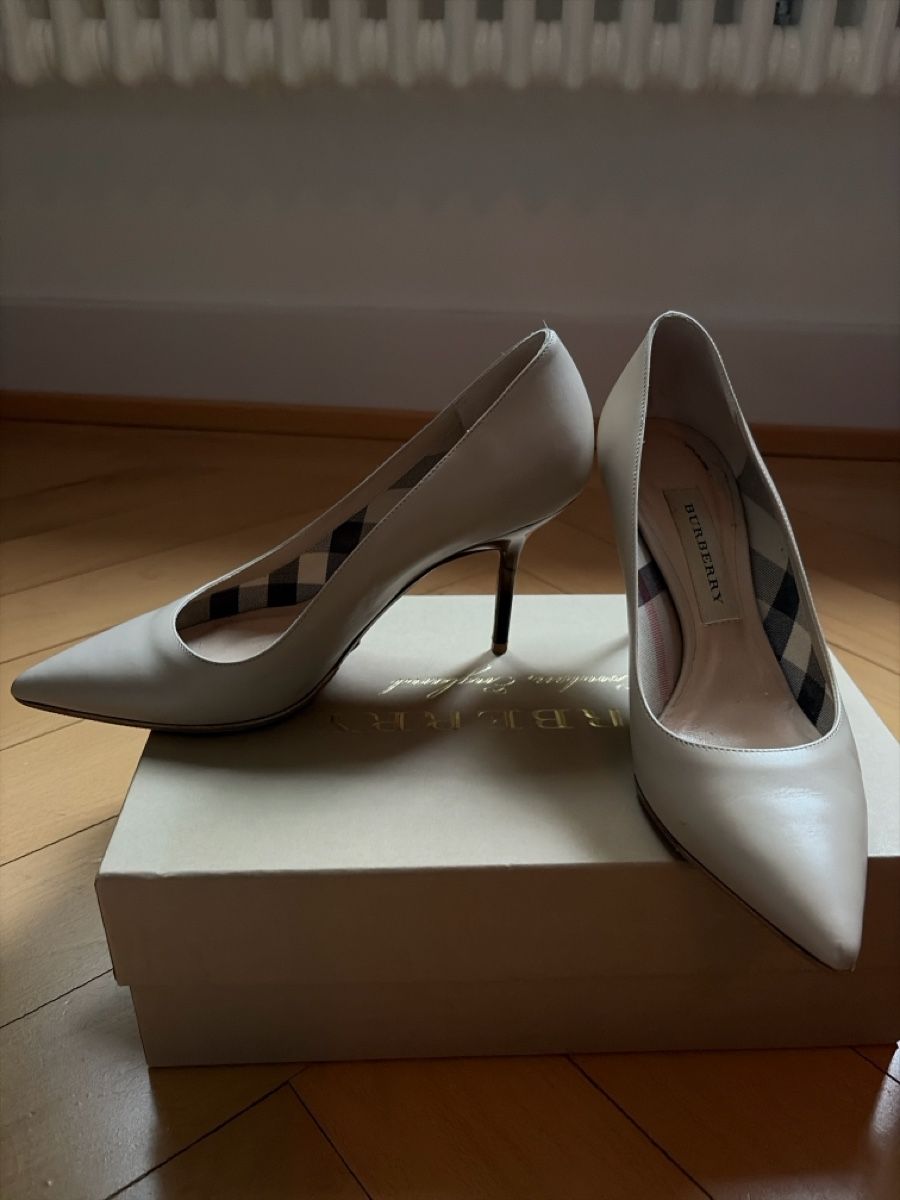 Burberry Scarpe da donna: Burberry pumps – Usato da Zürich venduto da modcoss 1