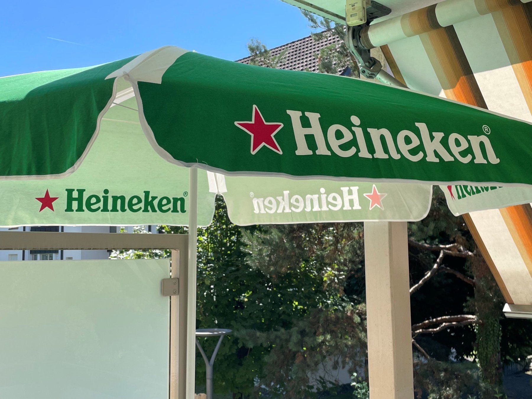 Ombrelloni: Sonnenschirm Heineken - 2 – Nuovo e nell'imballaggio originale da Ebikon venduto da her_kqw7 2