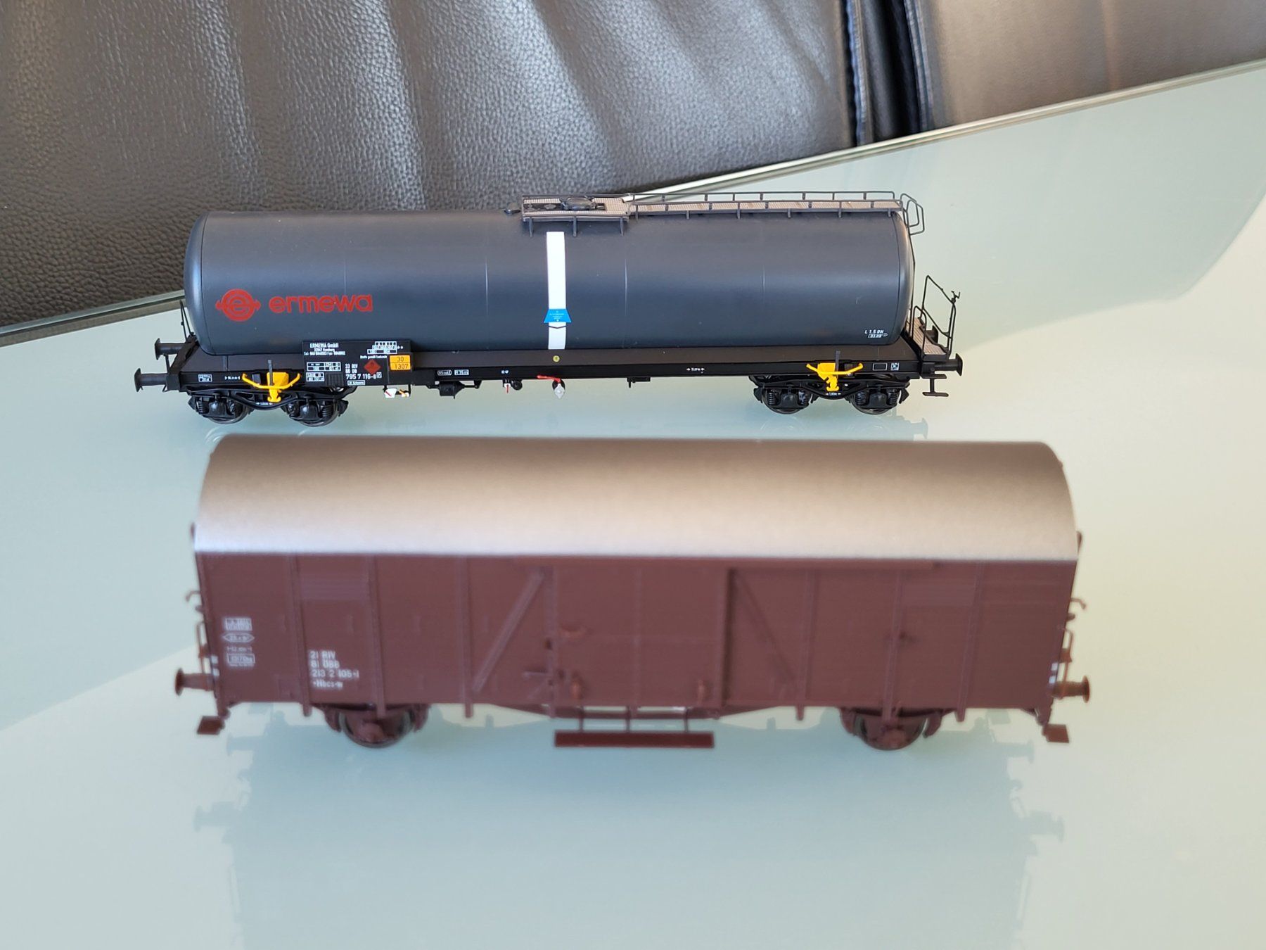 Brawa Modellini di ferrovie: H0  BRAWA  DB & ÖBB  2 Stk. Güterwagen – Nuovo (secondo la descrizione) da Oberburg venduto da sensetal 3