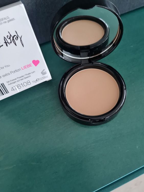 Powder NEU (Neu und originalverpackt) in Schaffhausen für CHF 17 – mit ...