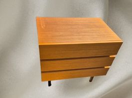 Table de nuit,  petit meuble vintage