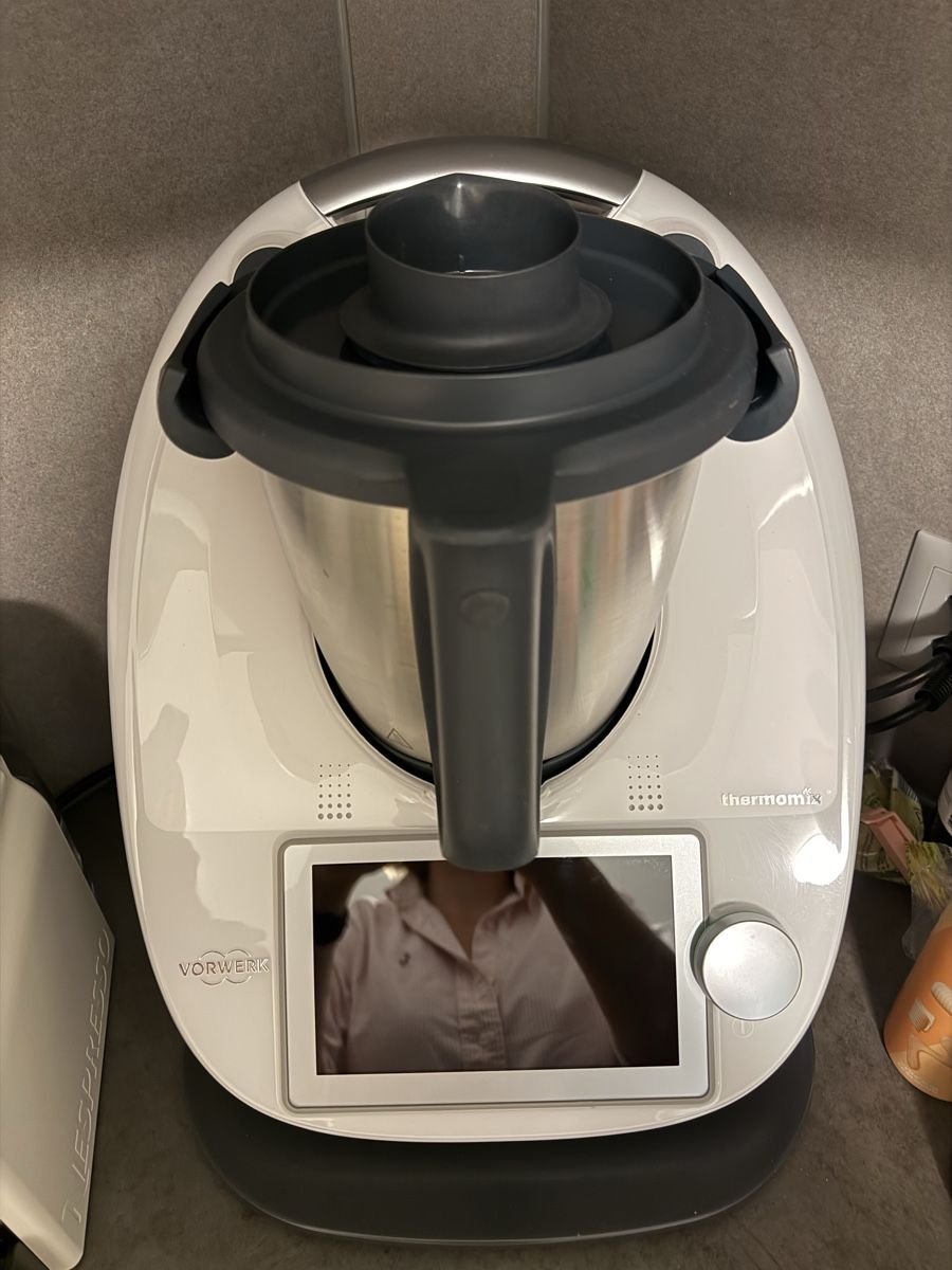 Thermomix Elettrodomestici da cucina: Thermomix TM6 + Accessoires  – Usato da Belmont-Lausanne venduto da Michelle_Srdr_