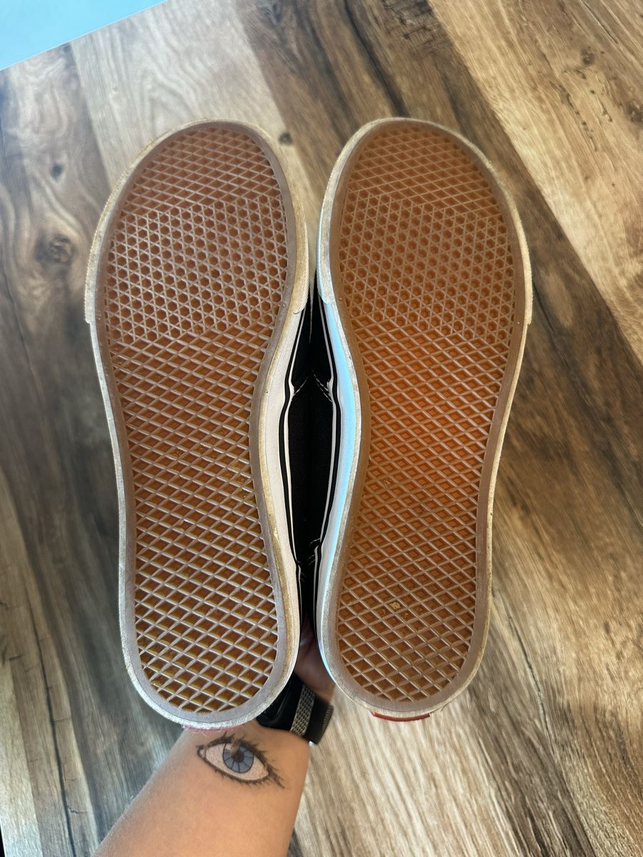 Vans Damenschuhe: Vans Turnschuhe schwarz Grösse 37 – Gebraucht aus Siebnen von luana_cataleya 5