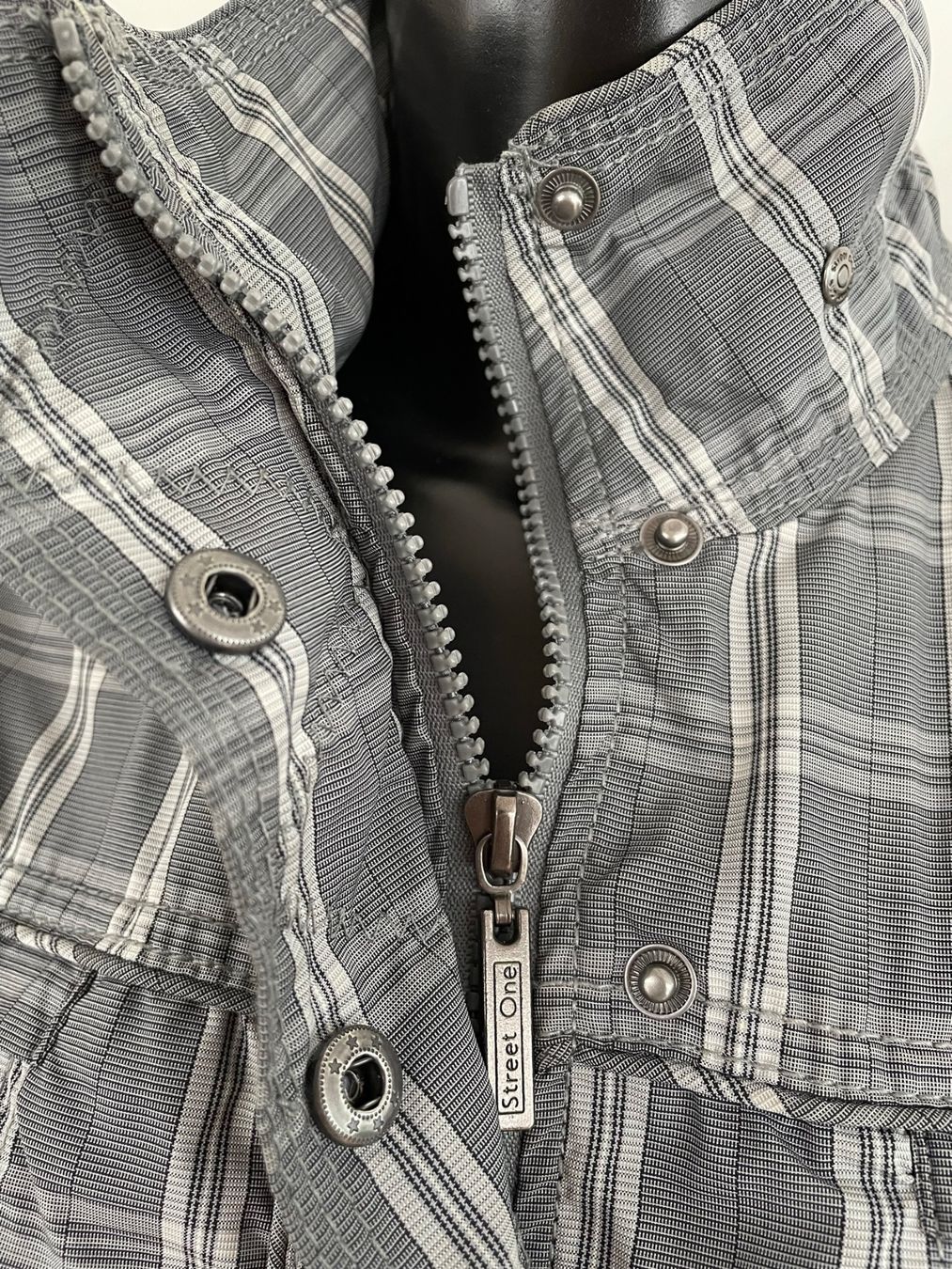 Giacche: Jacke Softshelljacke Übergangsjacke Street One Gr. 36 – Usato da Gossau SG venduto da entwederoder 2