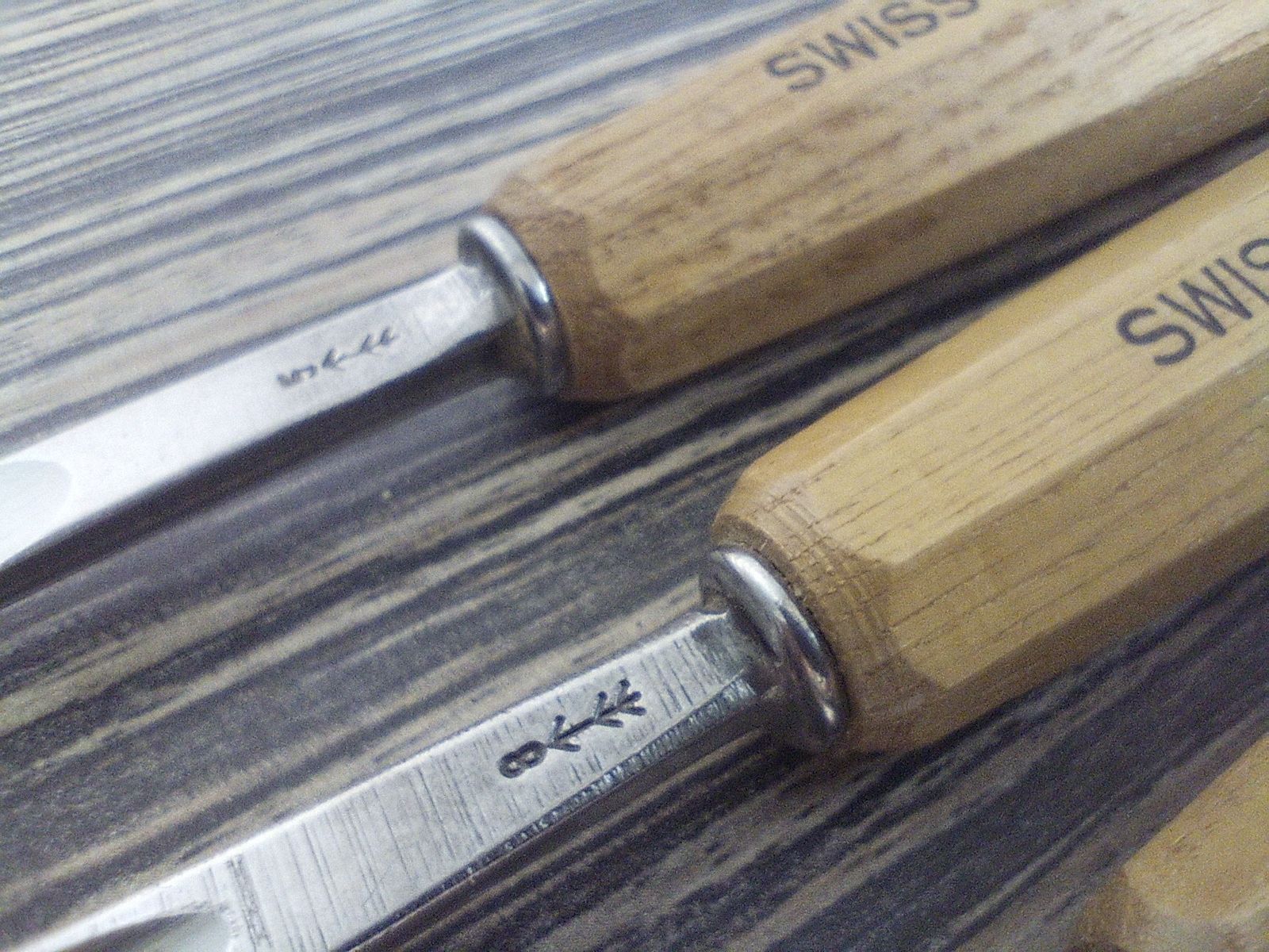 Tous les outils: 4x Stechbeitel / Schnitzwerkzeug swiss made – D'occasion à Reiden par Zofi-Brocki 5