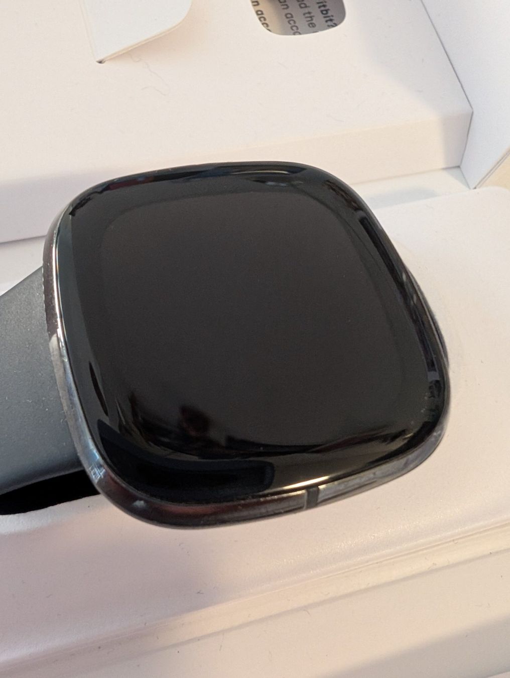 Fitbit Smartwatch: Fitbit Sense, 40.48 mm (gebraucht) – Usato da Langendorf venduto da Fantomx3 1