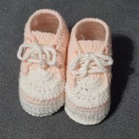 Süsse, handgemachte Babyschuhe, neu, rosa/weiss