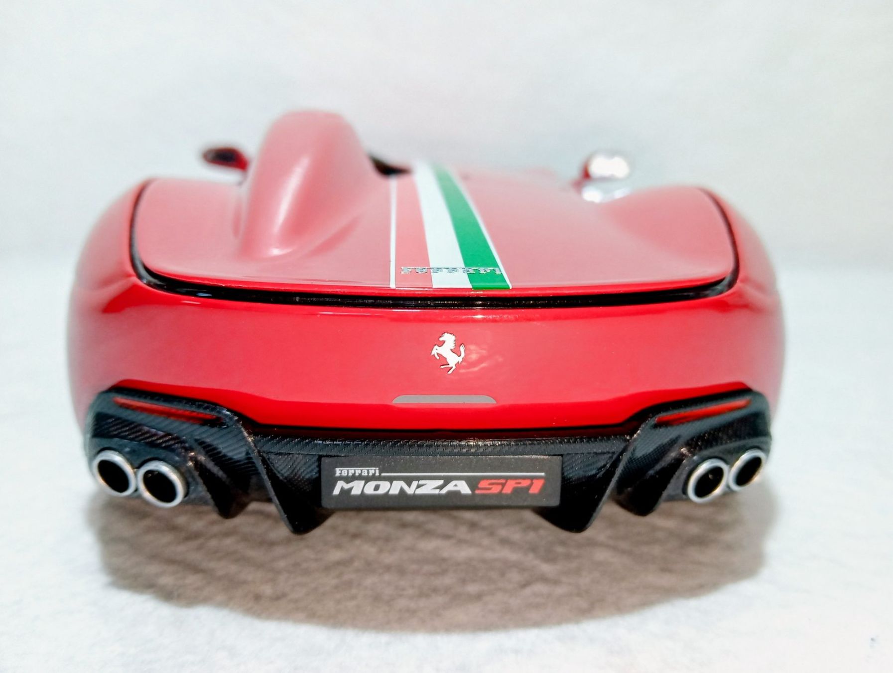 Bburago Modellini d'auto: Ferrari Monza SP1 – Nuovo e nell'imballaggio originale da Huttwil venduto da Secondtrain 4