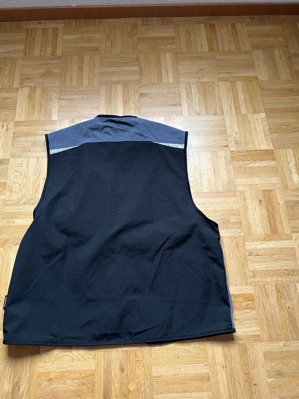 Gilets: ArbeitsGilet – Neuf (Voir description) à Oftringen par Stukaof 1