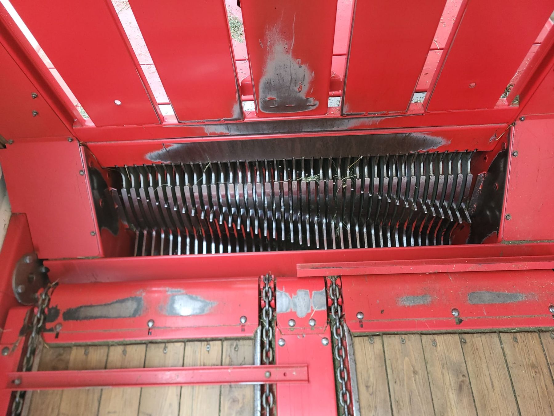 Pöttinger Rimorchi: Ladewagen Pöttinger Torro 5700 – Usato da Bünzen venduto da wys_7td5 5