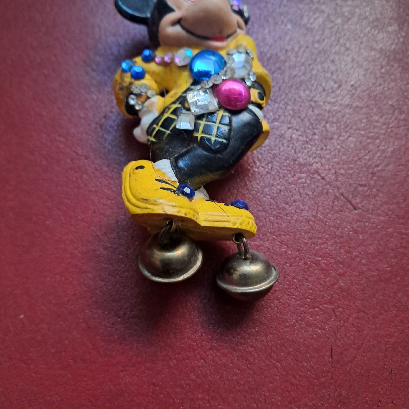 Statuette: Mickey Mouse Figur mit Schmucksteinen und Glocken BuIly – Usato da Dietikon venduto da una_y6wy 2