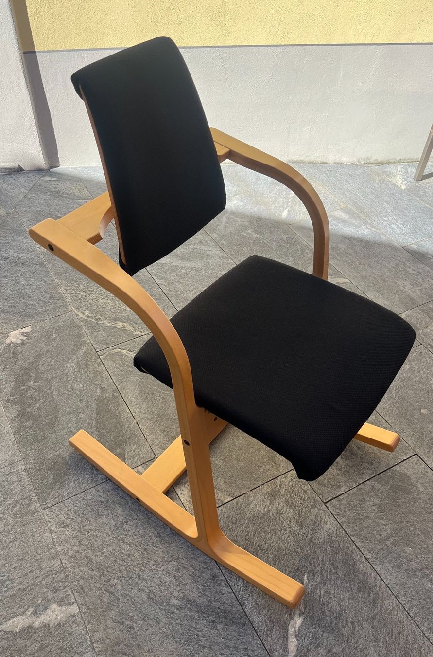 Stokke Chaises: Sedia ergonomica originale Stokke Actulum di Peter Opsvik – D'occasion à Rivera par lor_p69f 2