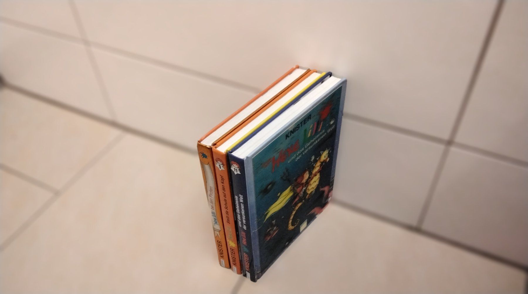 Libri: Hexe Lilli 3stk . ( Knister) – Usato da Steinhausen venduto da pinu09 5