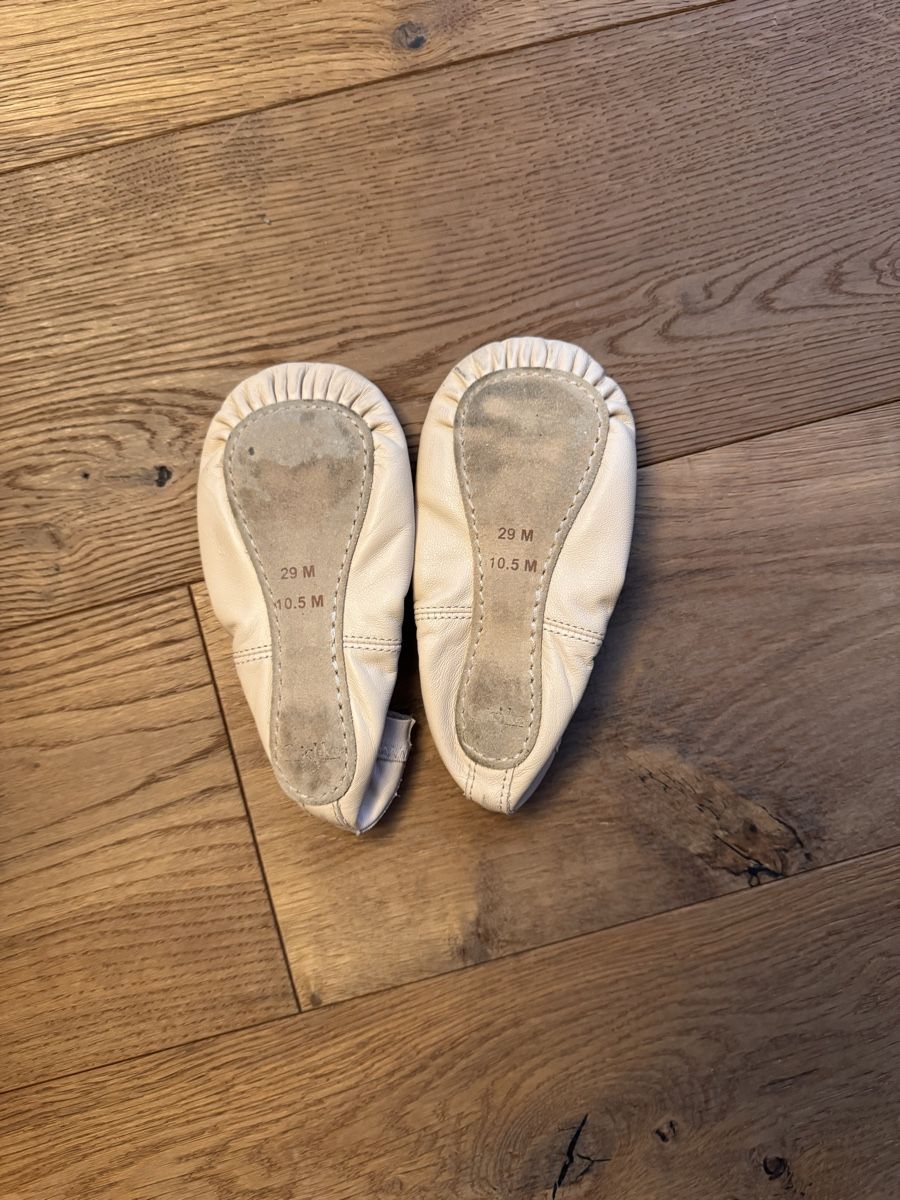 Schuhe für Mädchen: Grishko Ballett Schuhe Kinder Gr 29 – Gebraucht aus Ebikon von manit 1