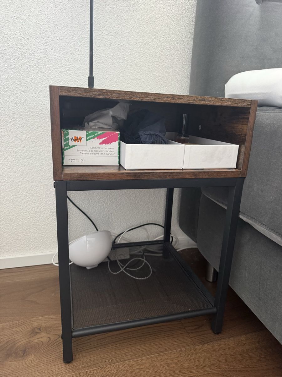 Comodini: Nachttisch Set (2 Stück) – Usato da Meilen venduto da nic_77cd
