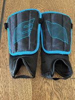 Erima Fullball-Schiebbeinschoner und Socken von Puma