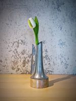 Elegante italienische Vintage-Vase aus Zinnmetall
