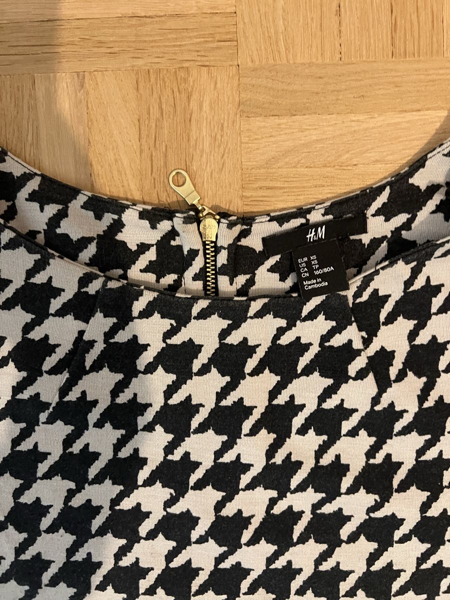 H&M Kleider: Kurzes Kleid – Gebraucht aus Basel von shirley_gold 3