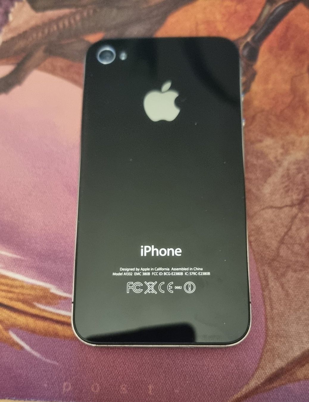 Apple Telefoni cellulari / Smartphones: iPhone 4 - ?GB - schwarz - Model A1332 - ab CHF 1.- – Difettoso da Regensberg venduto da youngt92 1