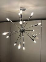 Imposante Hängelampe in silber