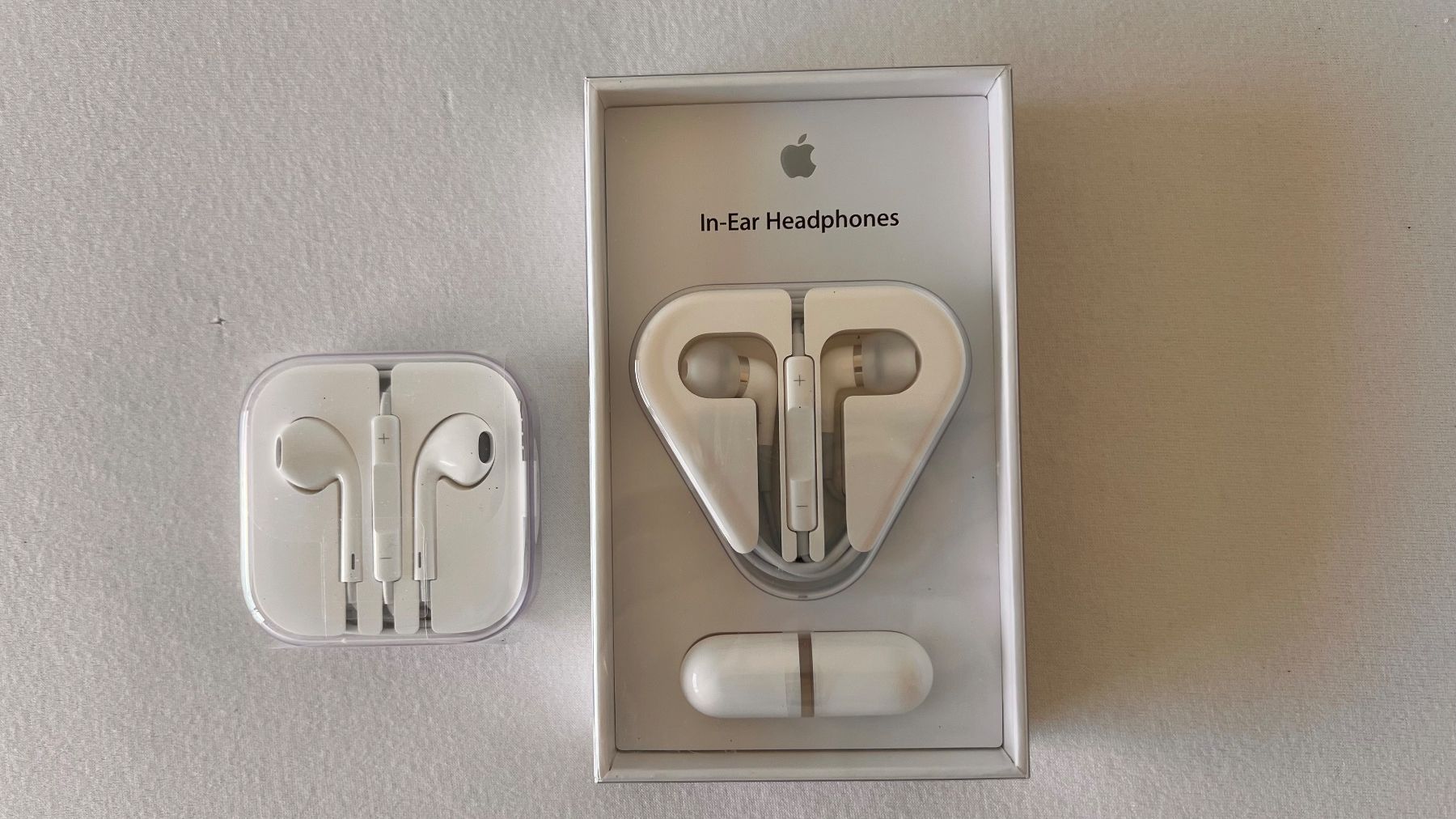 Apple Kopfhörer: Neue ungebrauchte APPLE In-Ear Headphones – Neu (gemäss Beschreibung) aus Adliswil von groenland01