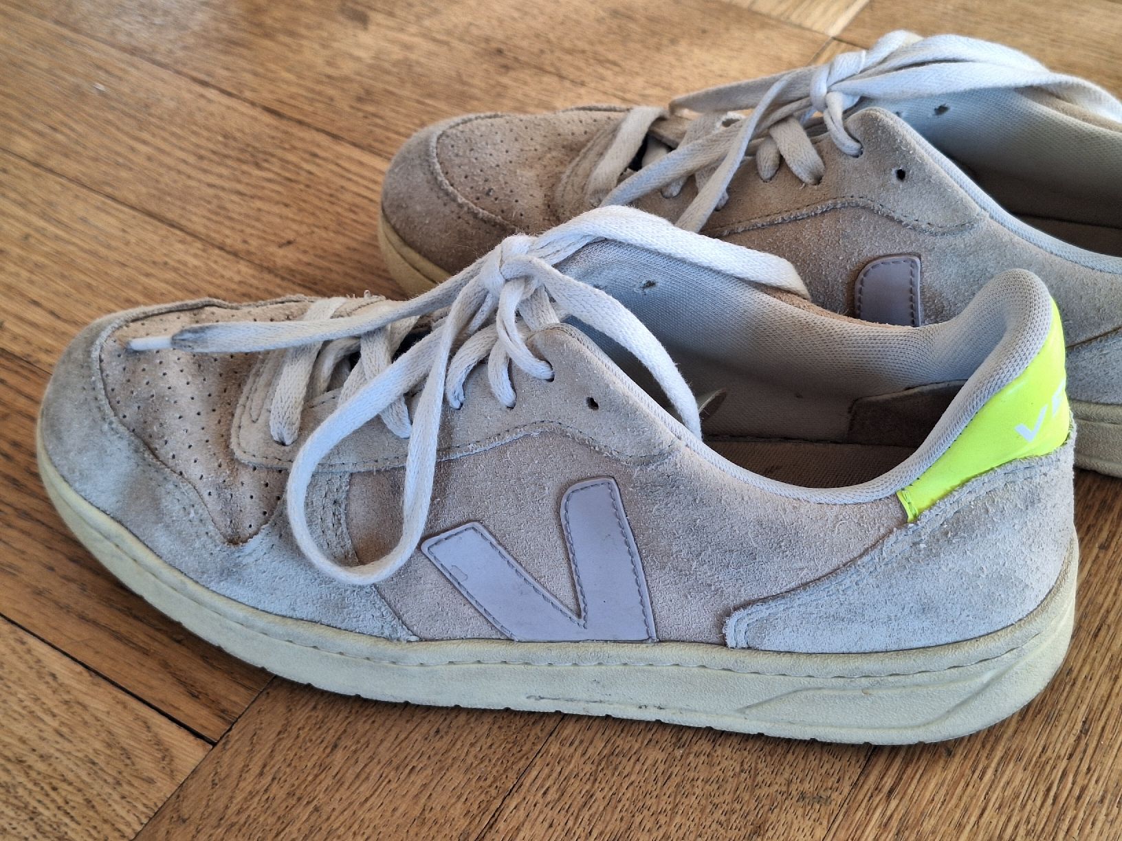 Veja Herrenschuhe: Veja Sneaker, Grösse 40, hellgrau – Gebraucht aus Luzern von j.p