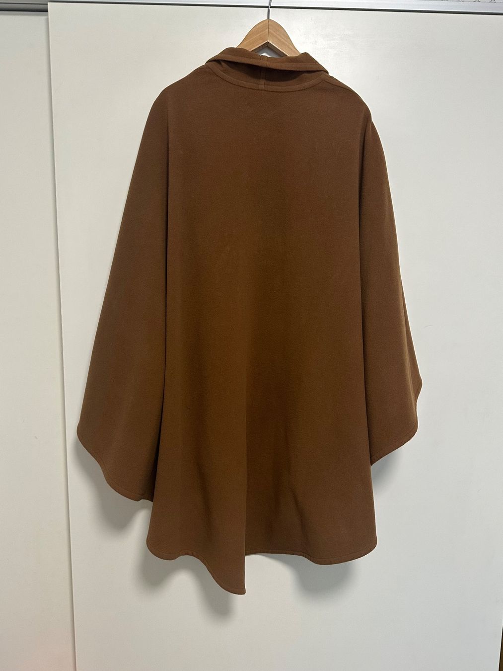 Bally Altro in Moda donna: BALLY Poncho Gr 38 – Usato da Basel venduto da iulia_haul 2