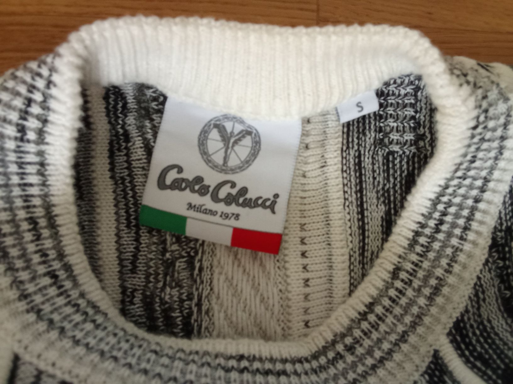 Carlo Colucci Maglioni & Felpe: CARLO COLUCCI PULLOVER S – Nuovo (secondo la descrizione) da Bretzwil venduto da Ulas5757 2