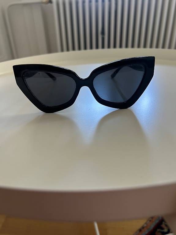 Brillen & Gläser: Sonnenbrille – Gebraucht aus Bern von michellemias 2