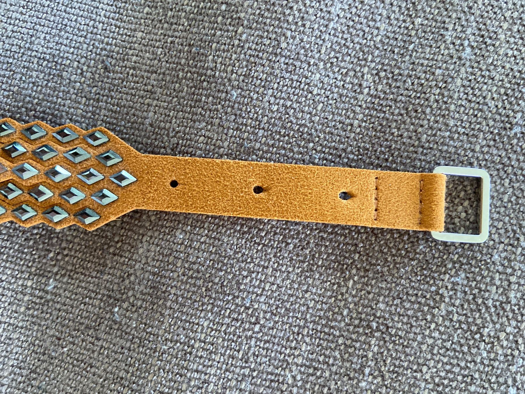 Swarovski Armbänder & -reifen: Swarovski manchette cuir brun et Crystal – Gebraucht aus Neuchâtel von lu7_9rs7 5