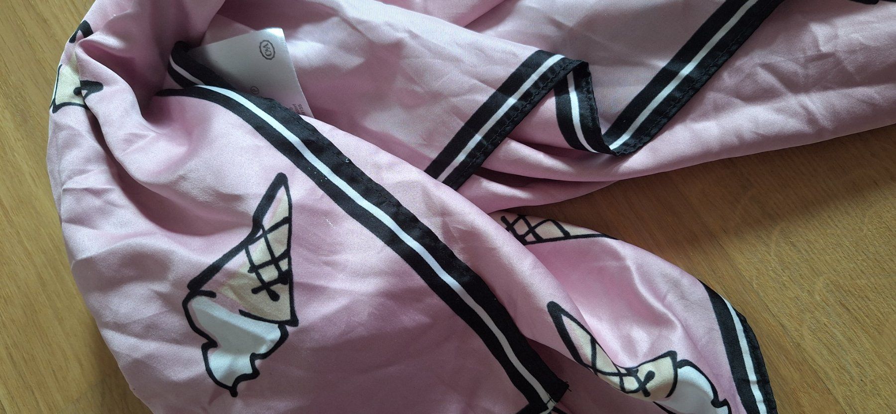 Foulards, Tücher & Schals: Foulard – Gebraucht aus Luzern von larissa_n 5