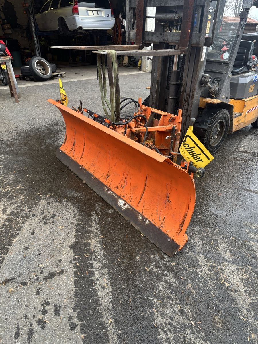 Sgombero neve: Schneepflug schuler – Usato da Oberarth venduto da 94JD6400 1