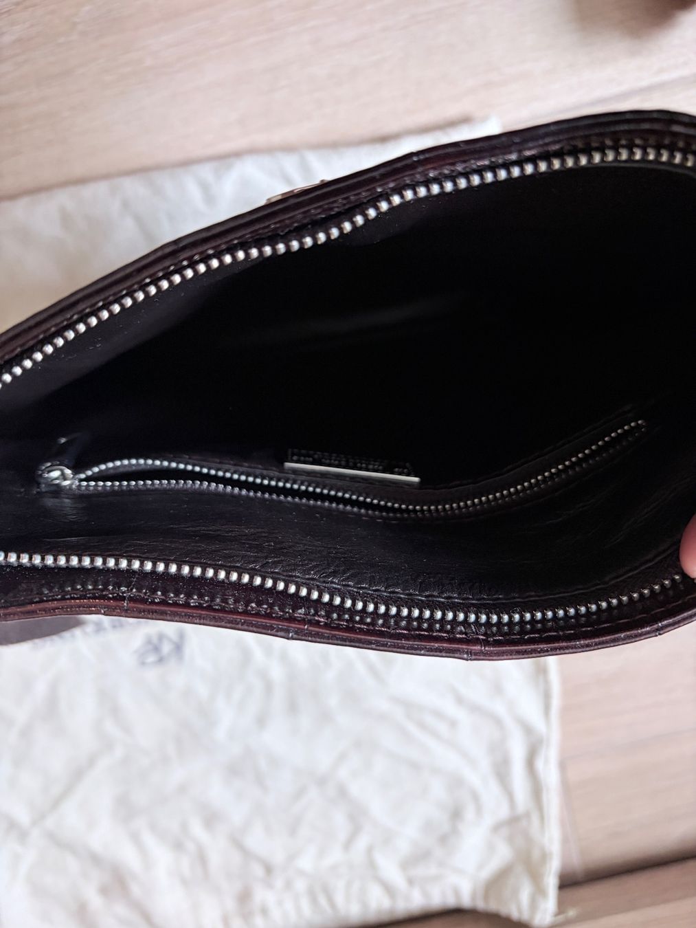Taschen: Kwanpan brown messenger bag – Gebraucht aus Wilen b. Wollerau von crabbe 2