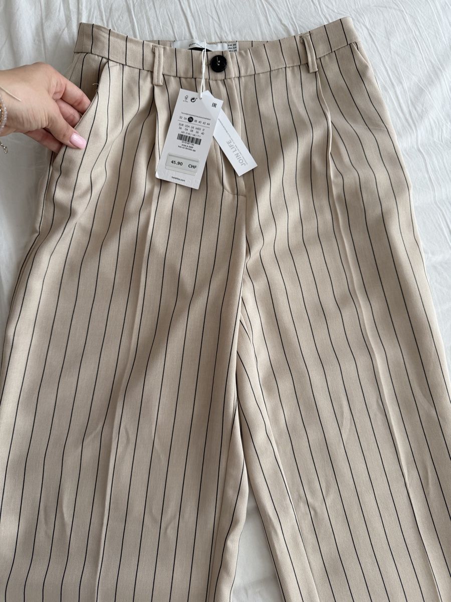 Bershka Lotti di vestiti: Bershka set – Nuovo (secondo la descrizione) da Lenzburg venduto da ade_dx8w 3