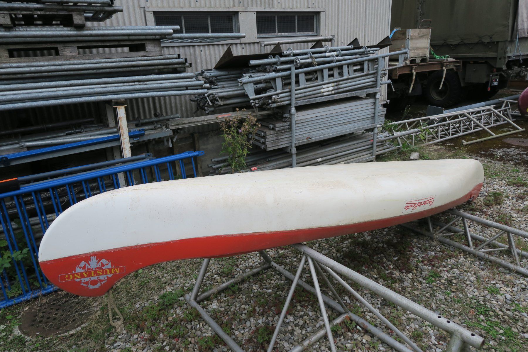 Boote: Kanu Rot "Mustang" – Gebraucht aus Willisau von ShakinStevens 3
